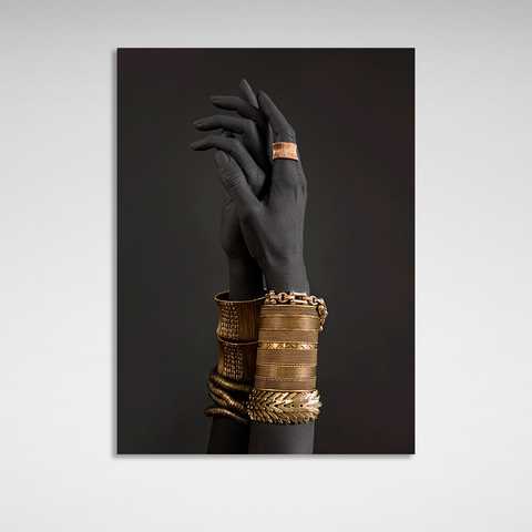 Картина на холсте руки негритянки с золотыми браслетами - KARTYNA SHOP